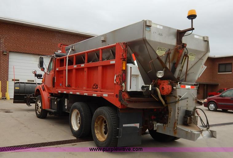 image for item K1670 2001 Sterling LP7500 dump truck