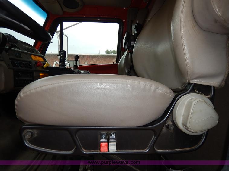 image for item K1670 2001 Sterling LP7500 dump truck