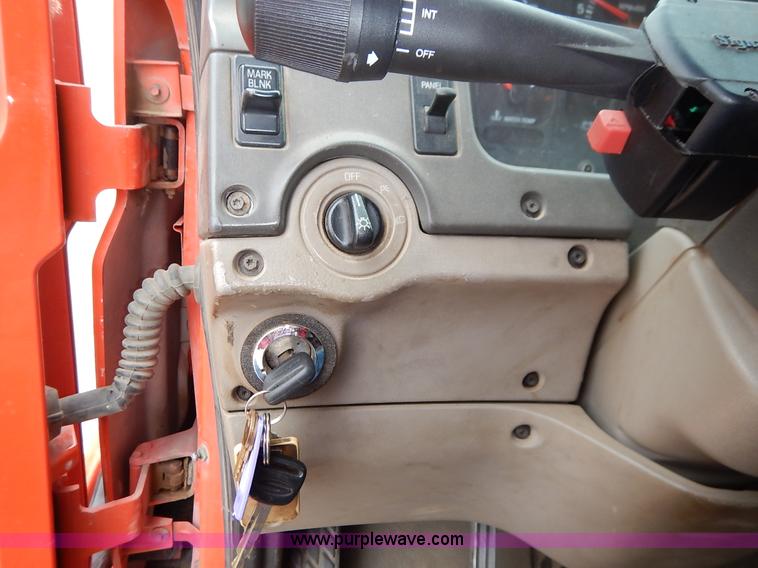 image for item K1670 2001 Sterling LP7500 dump truck