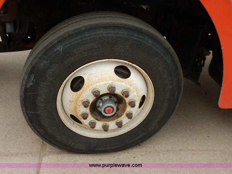 image for item K1670 2001 Sterling LP7500 dump truck