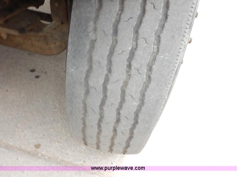 image for item K1670 2001 Sterling LP7500 dump truck