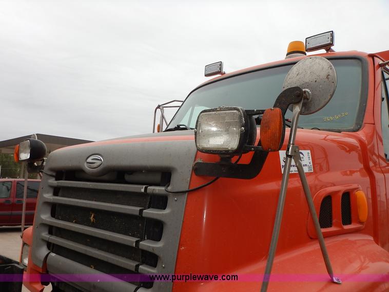 image for item K1670 2001 Sterling LP7500 dump truck