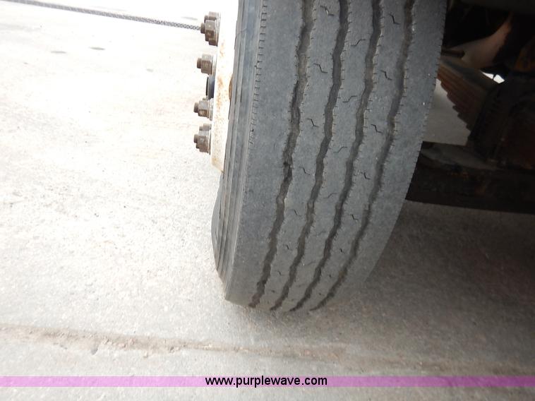 image for item K1670 2001 Sterling LP7500 dump truck