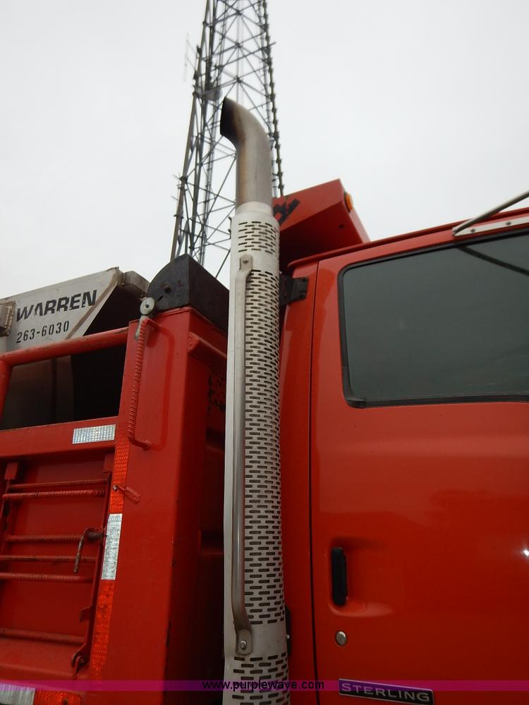 image for item K1670 2001 Sterling LP7500 dump truck