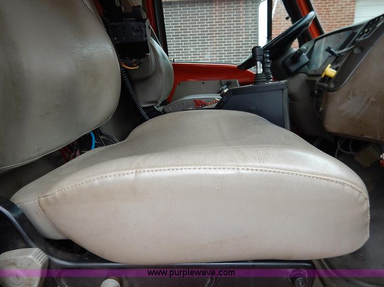 image for item K1670 2001 Sterling LP7500 dump truck