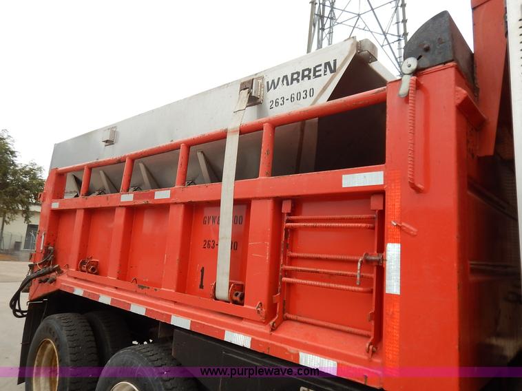 image for item K1670 2001 Sterling LP7500 dump truck