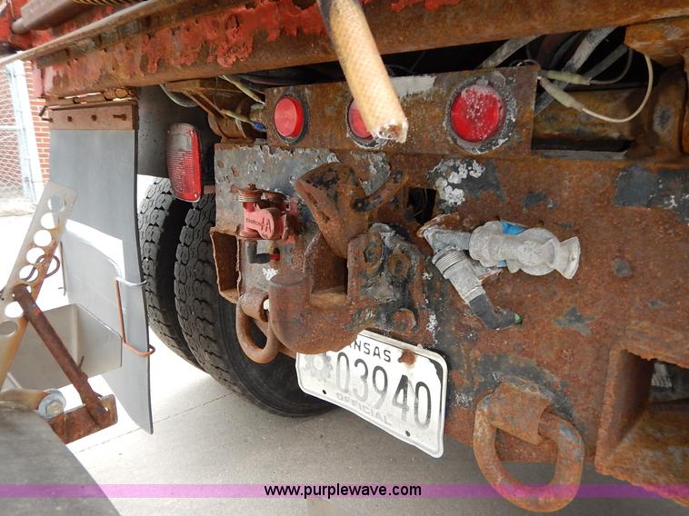 image for item K1670 2001 Sterling LP7500 dump truck