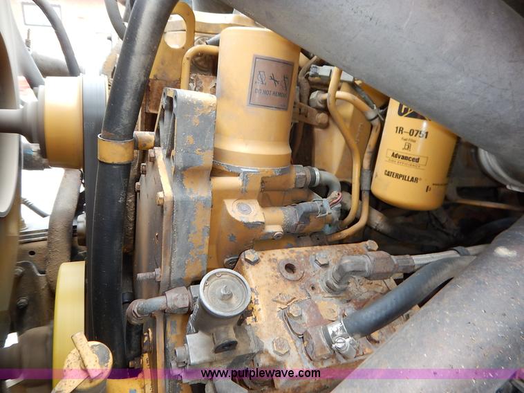 image for item K1670 2001 Sterling LP7500 dump truck