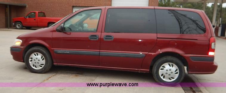 image for item K1671 2002 Chevrolet Venture van