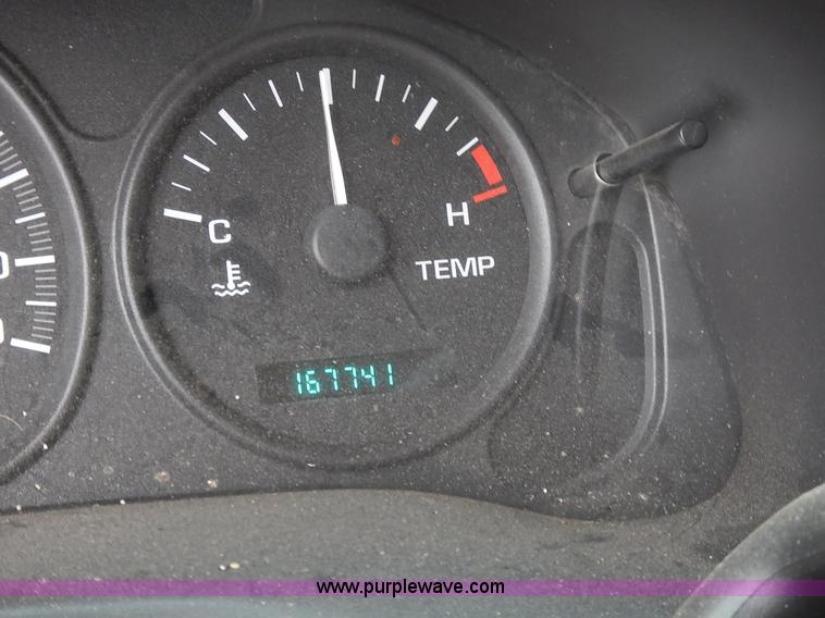 image for item K1671 2002 Chevrolet Venture van