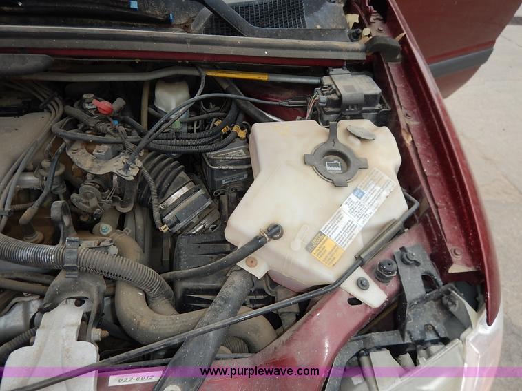 image for item K1671 2002 Chevrolet Venture van