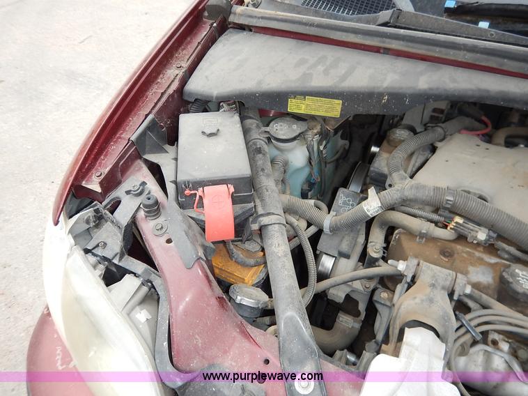 image for item K1671 2002 Chevrolet Venture van