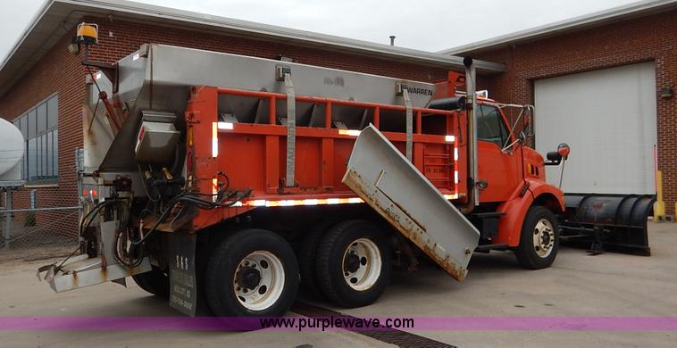 image for item K1673 2001 Sterling LP7500 dump truck