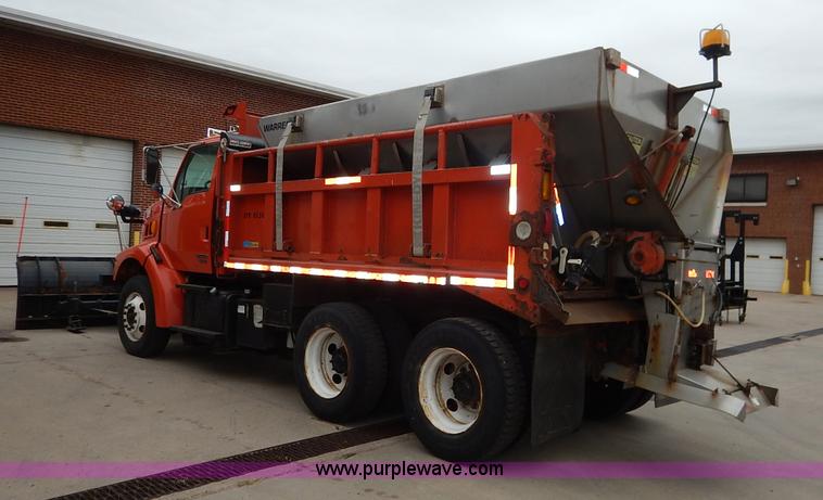 image for item K1673 2001 Sterling LP7500 dump truck