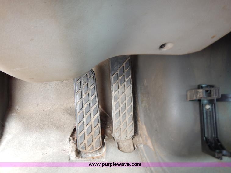 image for item K1673 2001 Sterling LP7500 dump truck