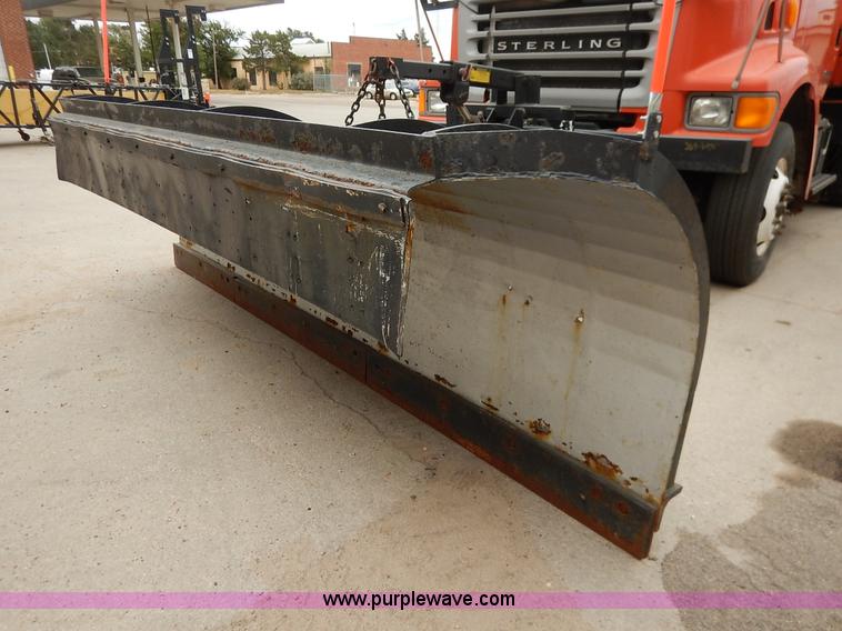 image for item K1673 2001 Sterling LP7500 dump truck