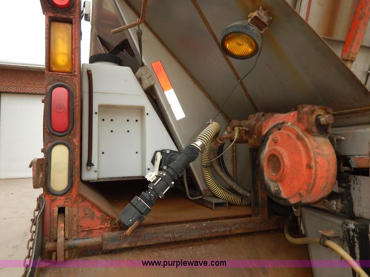 image for item K1673 2001 Sterling LP7500 dump truck