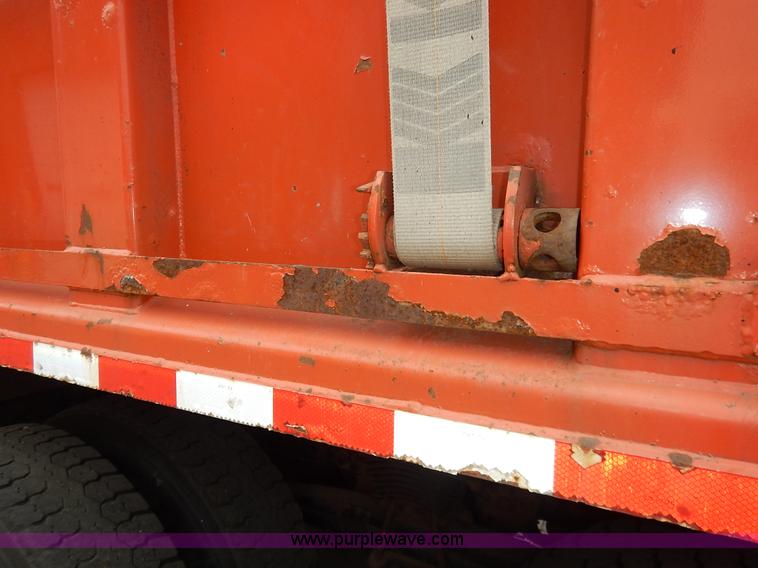 image for item K1673 2001 Sterling LP7500 dump truck