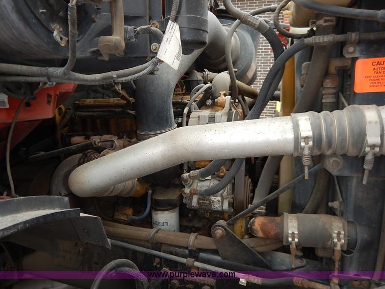 image for item K1673 2001 Sterling LP7500 dump truck