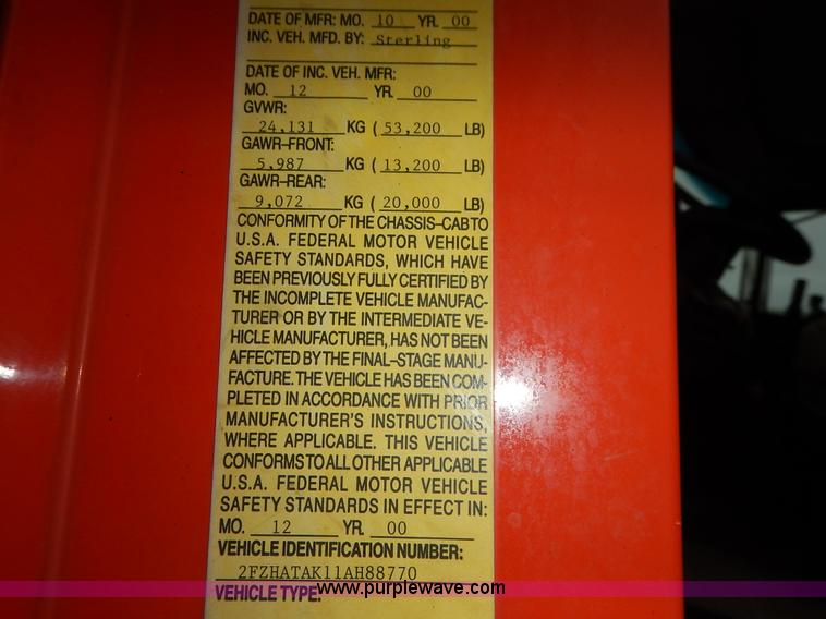 image for item K1673 2001 Sterling LP7500 dump truck