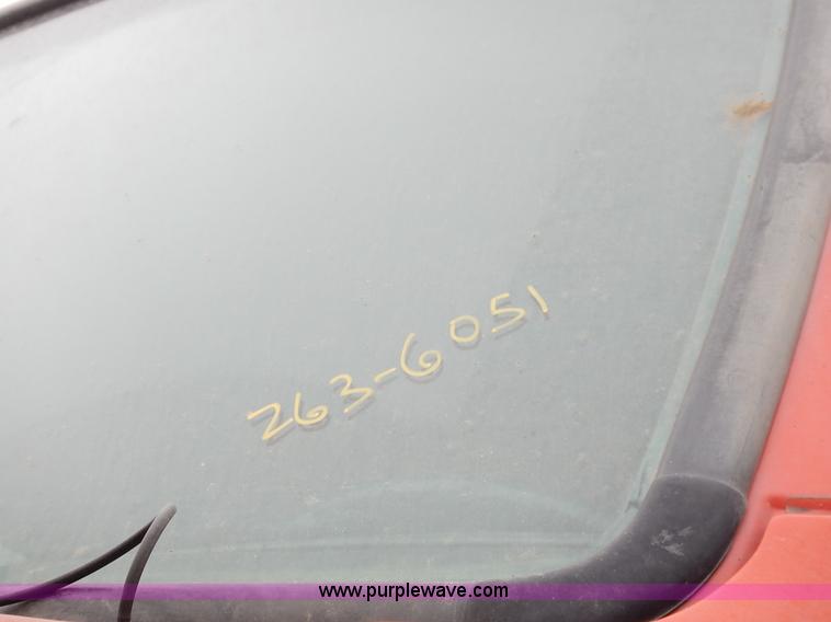 image for item K1673 2001 Sterling LP7500 dump truck