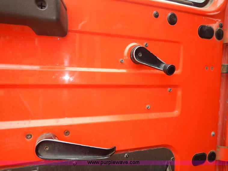 image for item K1674 1999 International 4900 dump truck