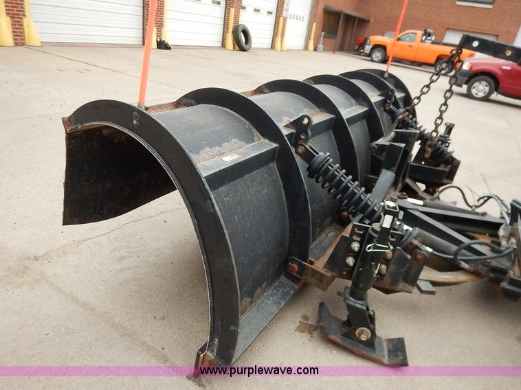 image for item K1674 1999 International 4900 dump truck