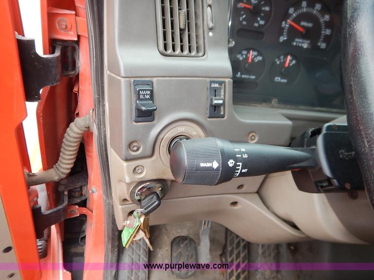 image for item K1678 2001 Sterling LT7500 dump truck