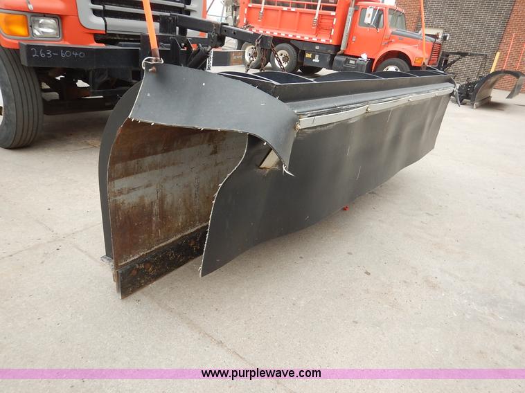 image for item K1678 2001 Sterling LT7500 dump truck