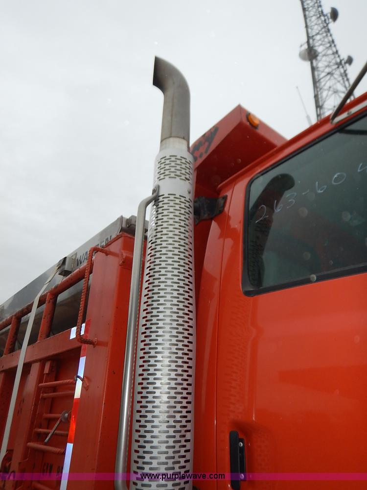 image for item K1678 2001 Sterling LT7500 dump truck