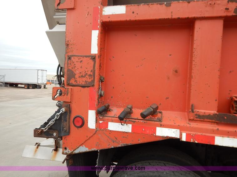 image for item K1678 2001 Sterling LT7500 dump truck