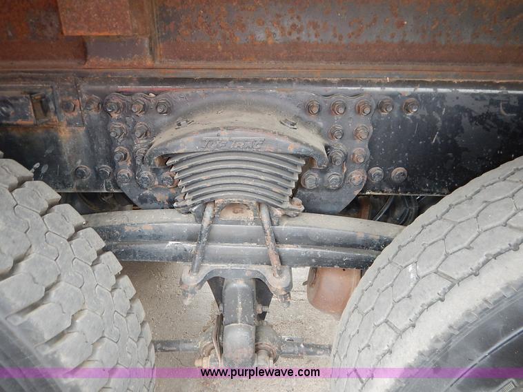 image for item K1678 2001 Sterling LT7500 dump truck