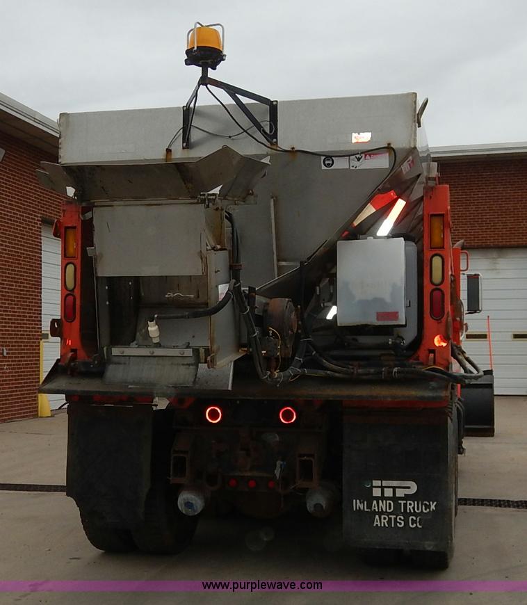 image for item K1681 1999 International 4900 dump truck