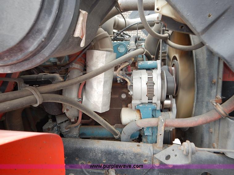 image for item K1681 1999 International 4900 dump truck