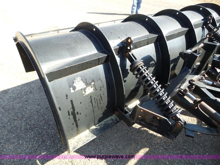 image for item K1681 1999 International 4900 dump truck