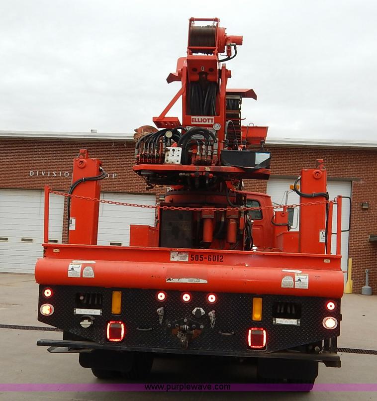 image for item K1682 2003 Sterling Acterra M8500 bucket truck