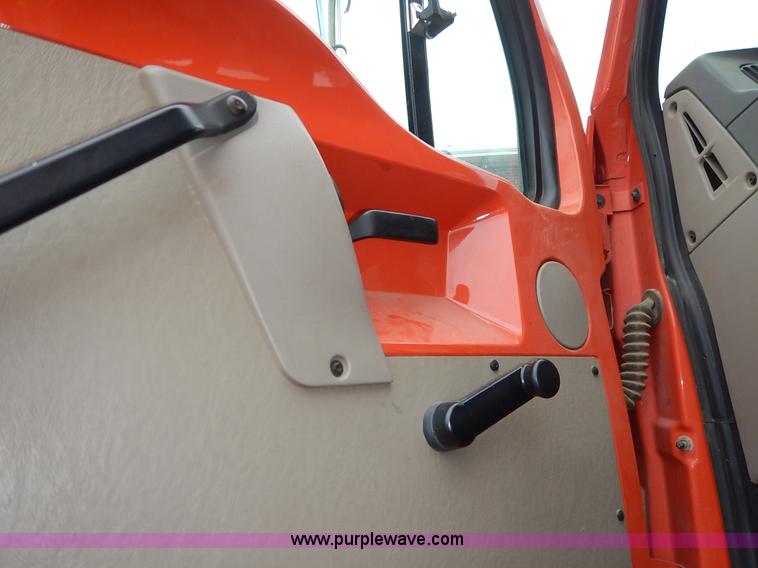 image for item K1682 2003 Sterling Acterra M8500 bucket truck