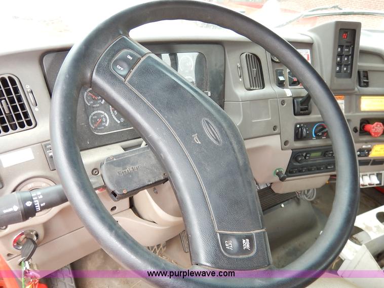 image for item K1682 2003 Sterling Acterra M8500 bucket truck