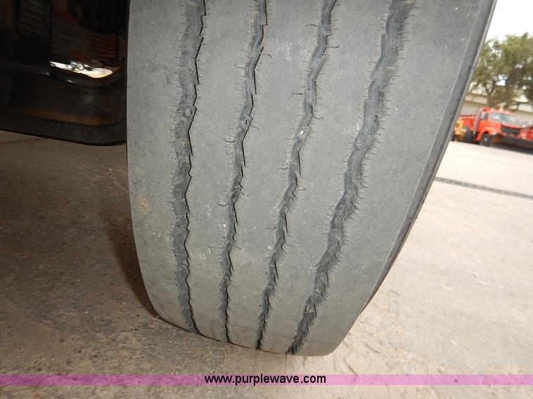 image for item K1682 2003 Sterling Acterra M8500 bucket truck