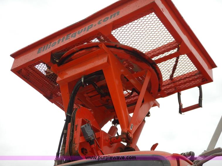 image for item K1682 2003 Sterling Acterra M8500 bucket truck