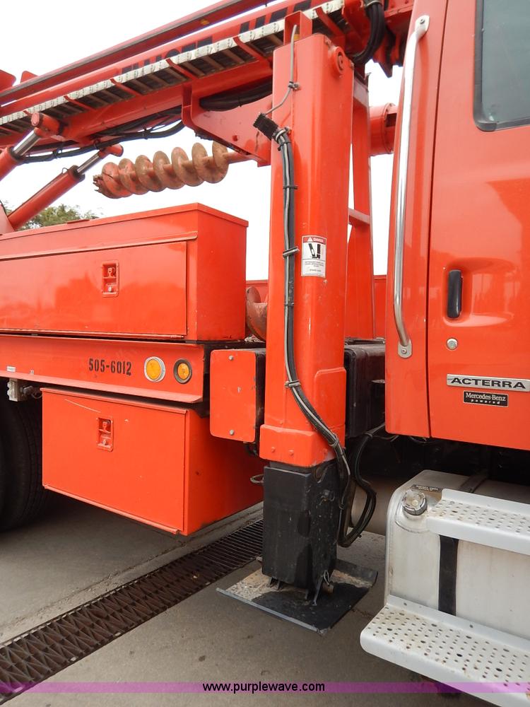 image for item K1682 2003 Sterling Acterra M8500 bucket truck