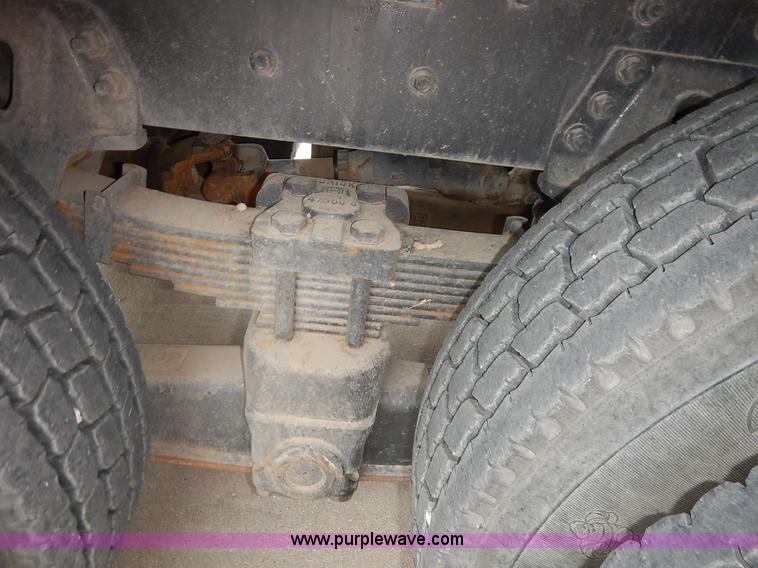 image for item K1682 2003 Sterling Acterra M8500 bucket truck