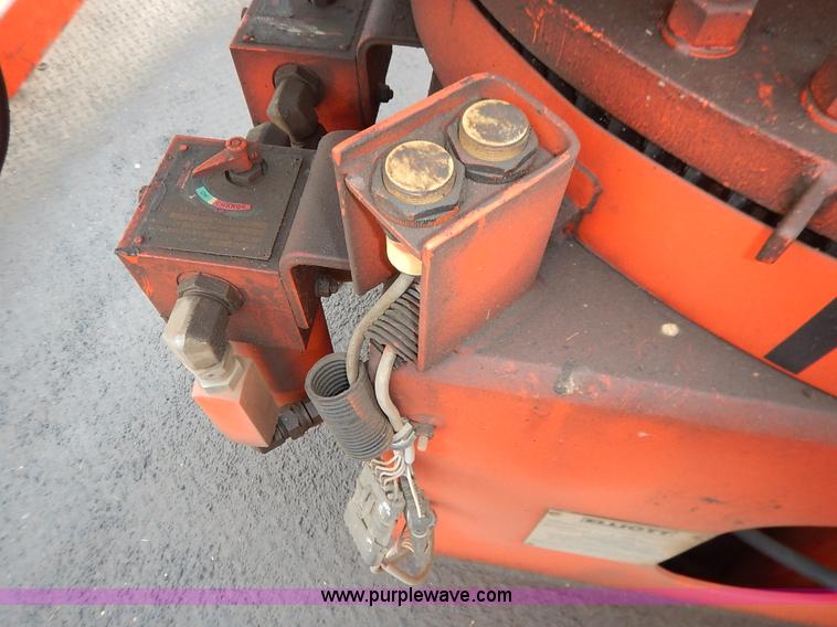 image for item K1682 2003 Sterling Acterra M8500 bucket truck