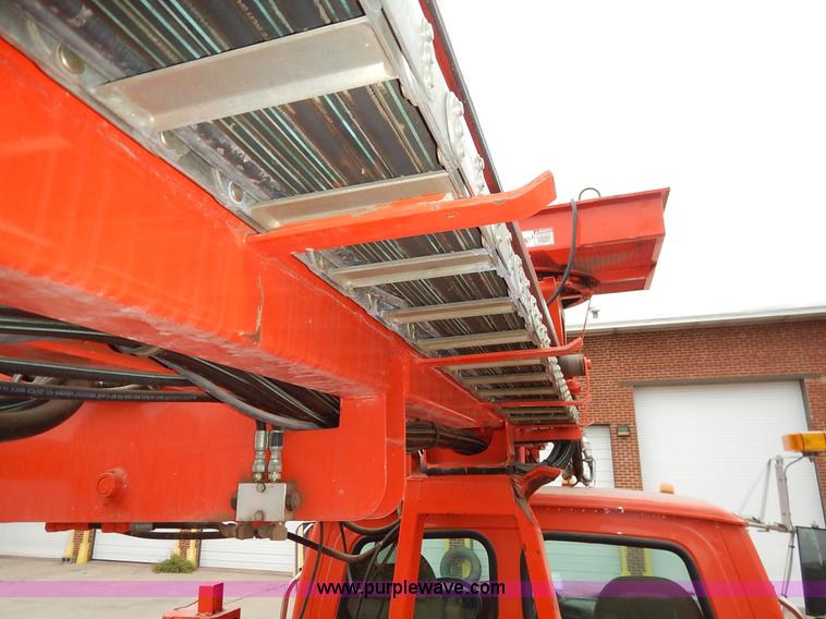 image for item K1682 2003 Sterling Acterra M8500 bucket truck