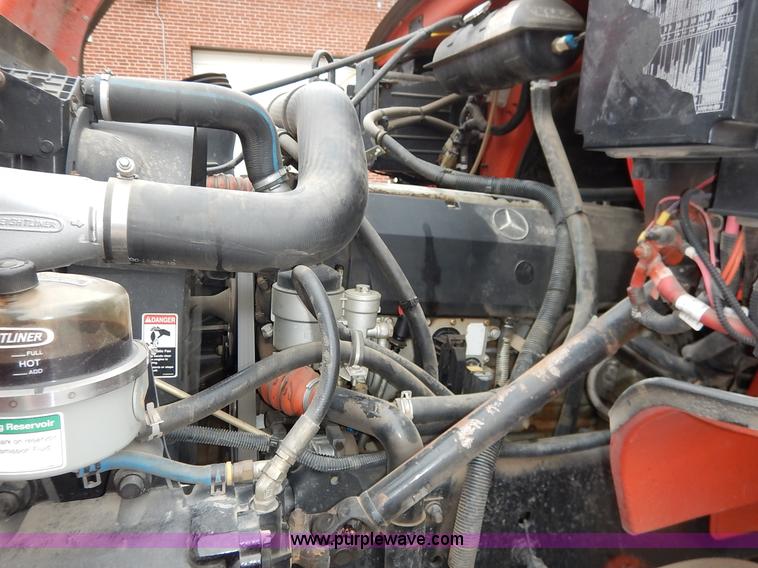 image for item K1682 2003 Sterling Acterra M8500 bucket truck