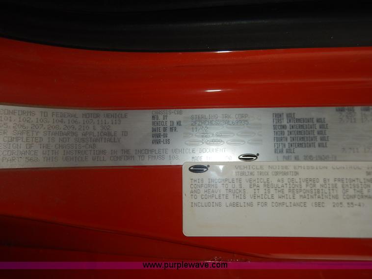 image for item K1682 2003 Sterling Acterra M8500 bucket truck