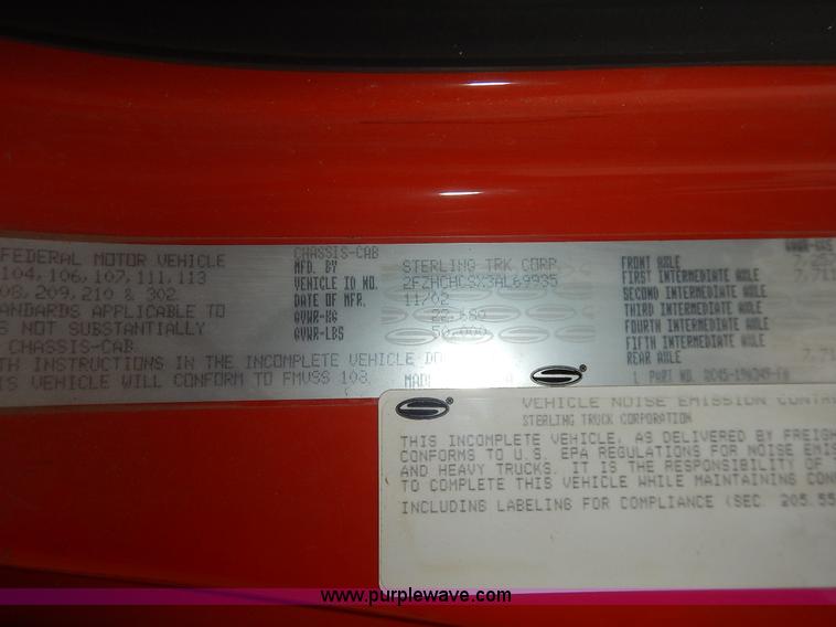 image for item K1682 2003 Sterling Acterra M8500 bucket truck