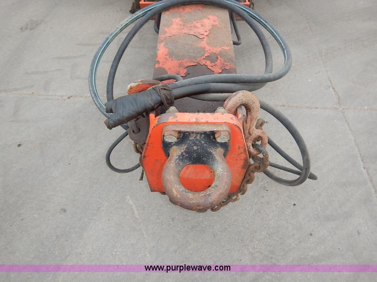 image for item K1683 1998 Landoll 345B tilt deck trailer