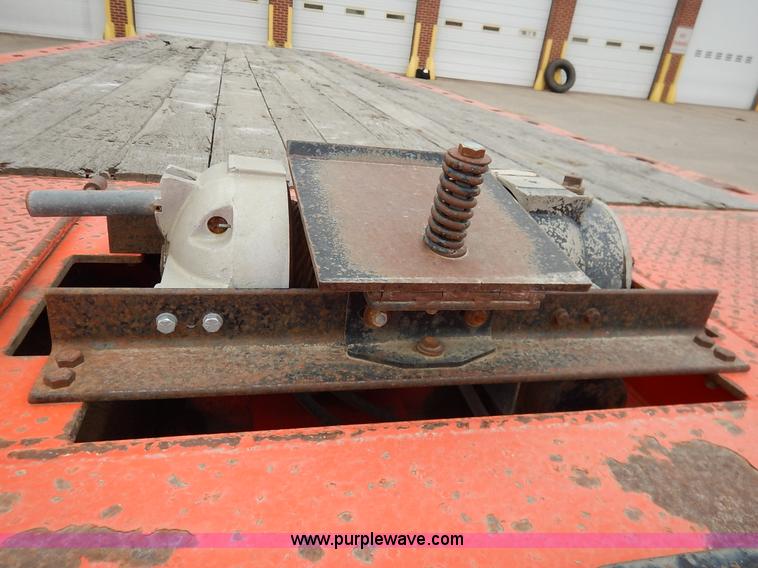 image for item K1683 1998 Landoll 345B tilt deck trailer