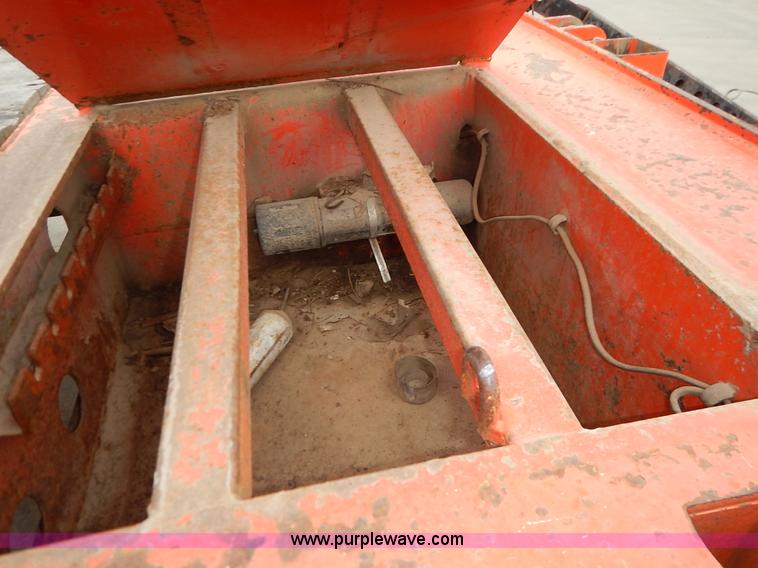 image for item K1683 1998 Landoll 345B tilt deck trailer